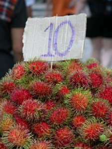 450px-Rambutan_stall