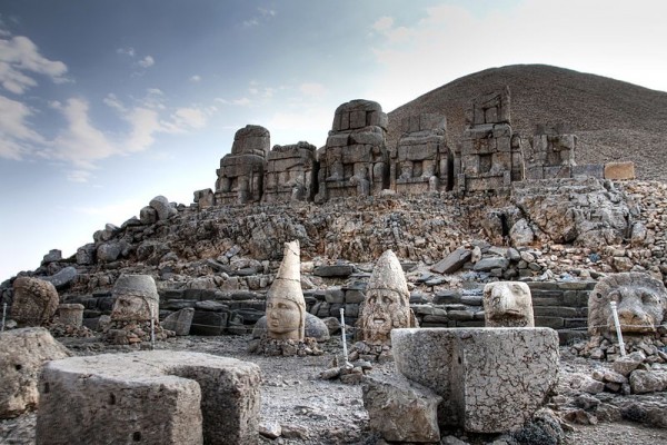 Mount Nemrut - East Terrace Nemrut Tümülüsü Gods of Commagene. Photo by Klearchos Kapoutsis.