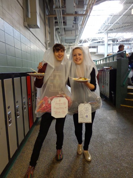 Tea Bag Costumes (16 Halloween Costumes Made from the World’s Most Iconic Foods)
