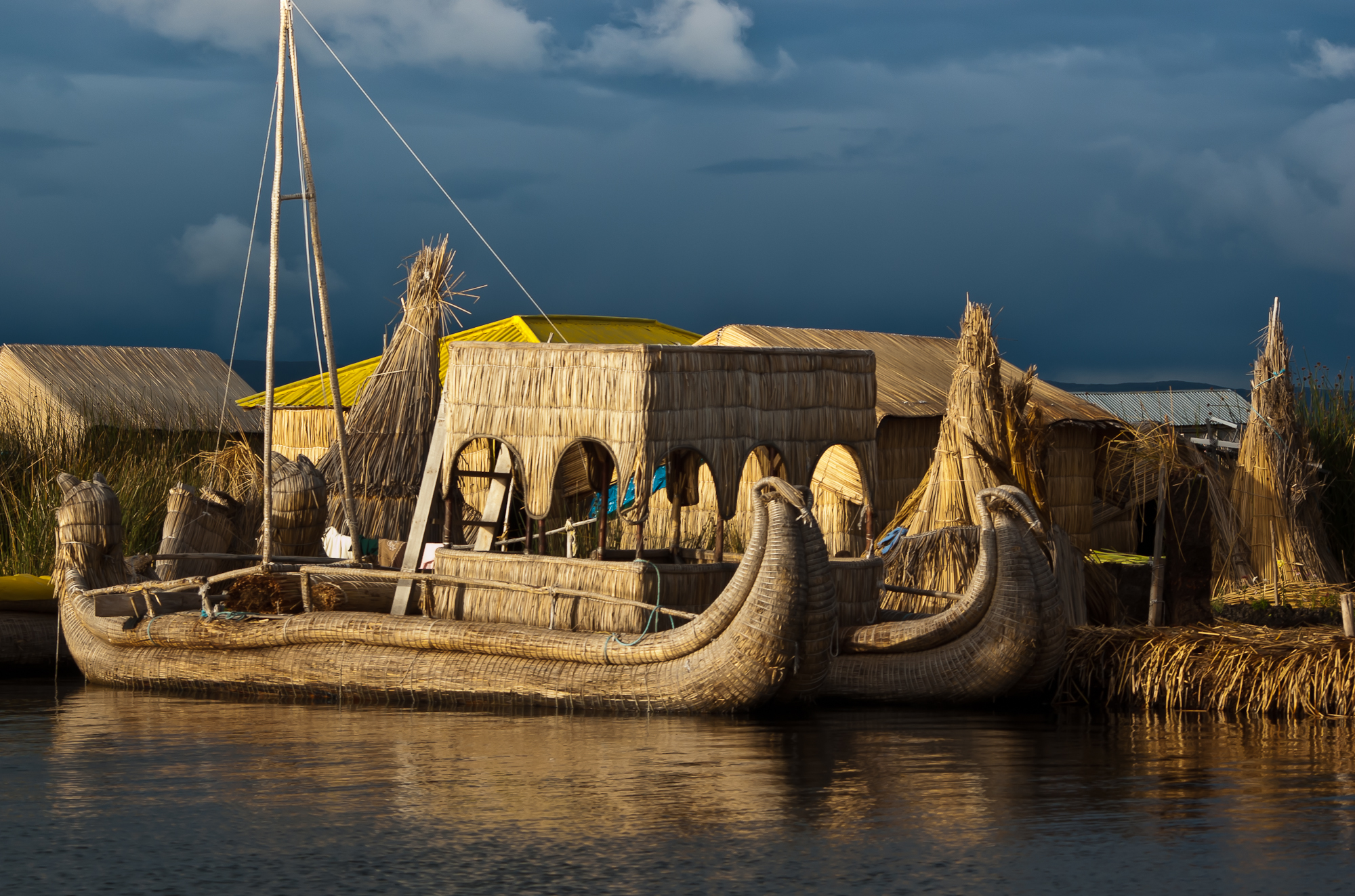 "Peru - Puno - Titicaca Lake - Aimara (Aymara) Village on the water - 19" by World Wide Gifts - Flickr: Peru - Puno - Titicaca Lake - Aimara (Aymara) Village on the water - 19. Licensed under CC BY-SA 2.0 via Wikimedia Commons - https://commons.wikimedia.org/wiki/File:Peru_-_Puno_-_Titicaca_Lake_-_Aimara_(Aymara)_Village_on_the_water_-_19.jpg#/media/File:Peru_-_Puno_-_Titicaca_Lake_-_Aimara_(Aymara)_Village_on_the_water_-_19.jpg